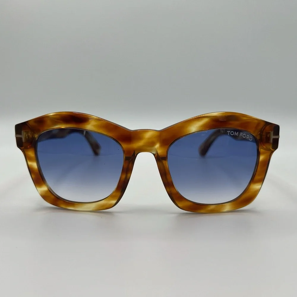 TOM FORD Pia style tortoise shell sungalsses - Picture 5 of 5